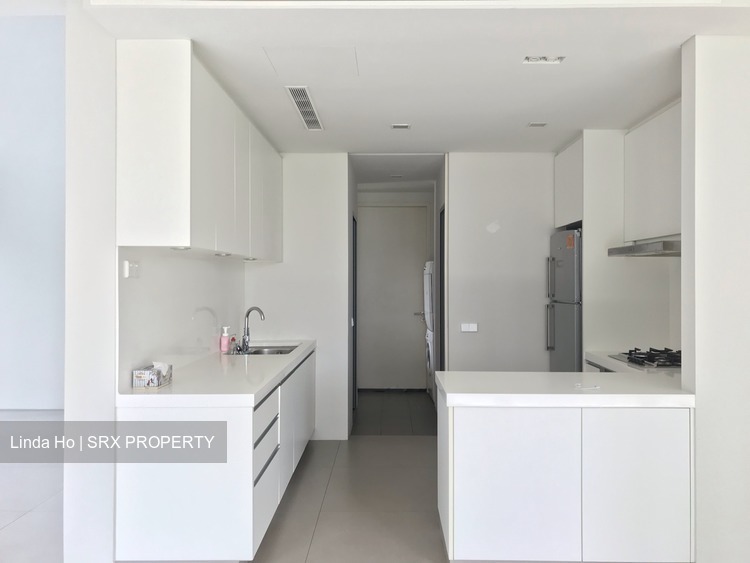 Fifteen Robin (D10), Condominium #192644732